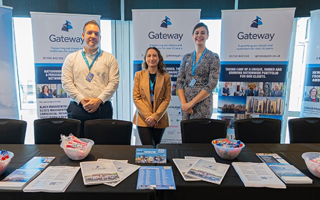 Gateway employees at careers fair